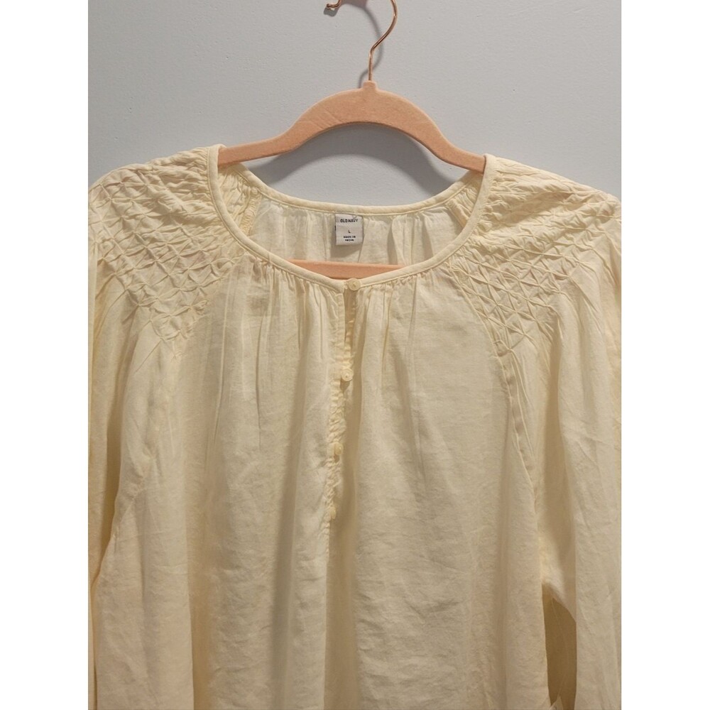 Old Navy Cream Lightweight Blouse NWT Size L - Picture 3 of 9